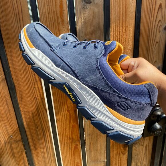 Sketchers Men's Relaxed Fit Good Year Sole Memory Foam Extra Wide Shoes Size 14 - Picture 2 of 6